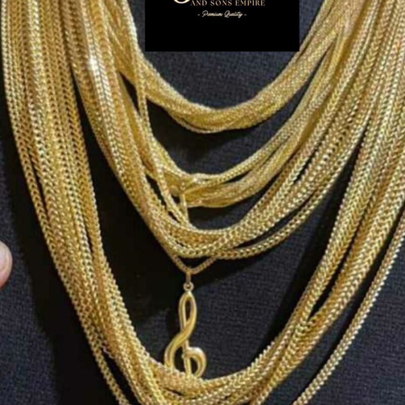 Multi-Strand Fine Wheat/Fox Tail Gold Necklace with Pendant