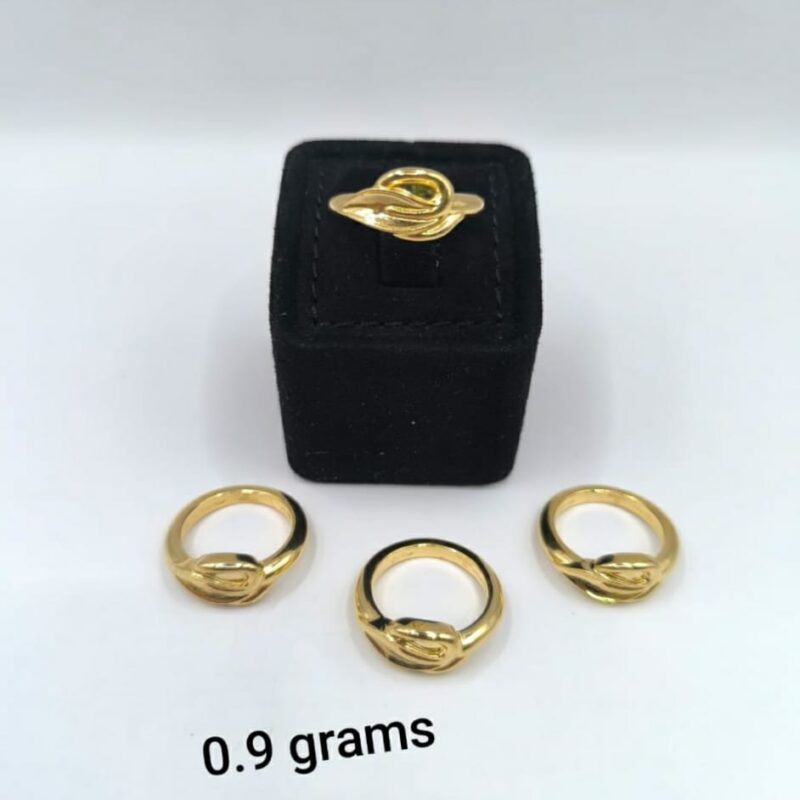 Sleek Gold Woven Knot Ring (Style 2)