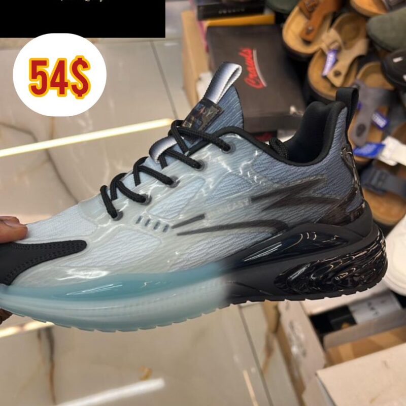 Aero-Dynamic Runner (Ombré Black/Blue)