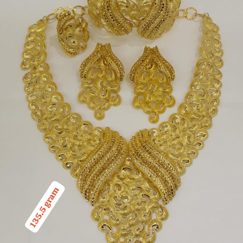 Ornate Filigree Bridal Set (135.5g)